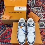 LVスニーカー 105 カップル用 スーパーコピー